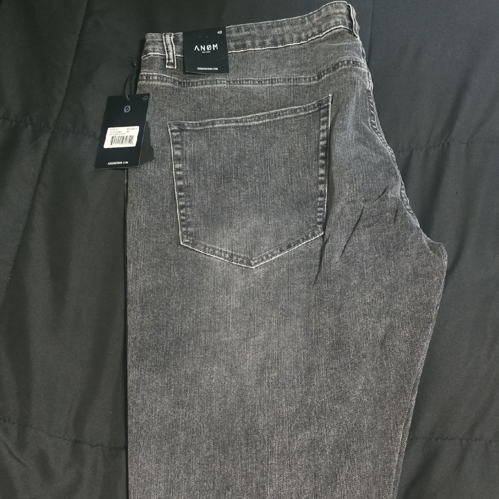 Relaxed Fit Men's Black Jeans